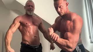 New muscle worship scene with the massively popular juicy Santa 