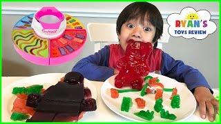 GIANT GUMMY CANDY MAKER! DIY gummy bear, Gummies worm! Kids Candy Review