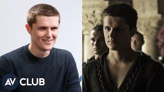 Game Of Thrones fans accost Eugene Simon in the bathroom far too often