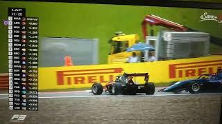 Villagomez, Gray crash 2023 F3 Austria Sprint Race