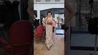 Flower Girl! This is what vintage dresses look like in reality! #balmain #50 #60#sorts