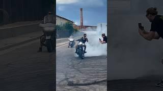 TIRE BURNER  #harleydavidson #dyna