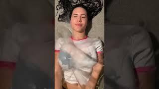 Big boobs girl gets wet #booba #bigboobs #boobs #croptop #underboobs