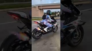 winter walking  bmw 1000 rr ️
