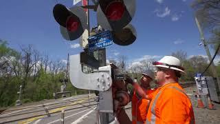 What does a Metro-North Signal Maintainer do?