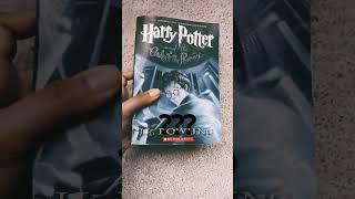 This does not make sense#shorts #trending #books #laughoutloud #subscribe