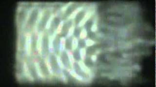 Light Wave Diffraction.mp4