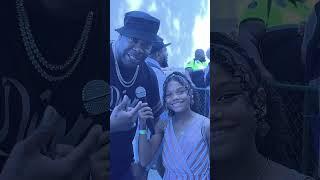 Busta Rhymes praises young reporter on her success