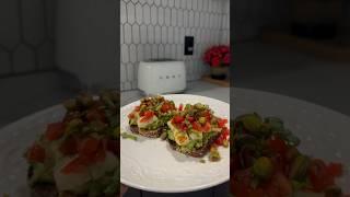 A MUST try Avocado Toast #shorts#breakfastideas#avocadotoast#easyrecipe#healthyrecipes#авокадо
