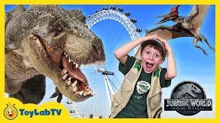 Giant Dinosaurs in London for Jurassic World Fallen Kingdom Movie Adventure & T-Rex Dinosaur Toys