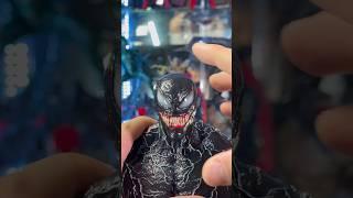 Figure chiropractic gone wrong…. #shorts #hottoys #venom