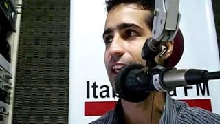 Roberto Fequine apresentando programa de rádio em emissora na sua cidade sucesso absoluto mpeg2video