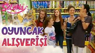 Aslı çocukları alışverişe çıkarttı - Selena Özel Kolaj