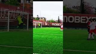 Lovitura libera Dinamo. #freekick #goaliesaves #youthfootball #portar #portero #saves #torwart