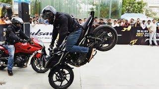 Pulsar Stunts Mania 2017 || Pulsar 220 stunts