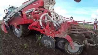 Fendt 828 vario S4 + Pöttinger TERRASEM C6