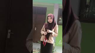 tiktok gunung gede sma Jilbab
