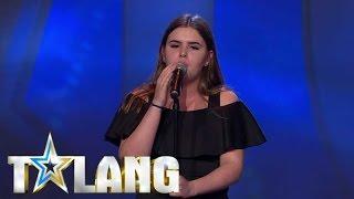 13-year old amazing singer shocks the jury in Sweden's Got Talent - Talang 2017