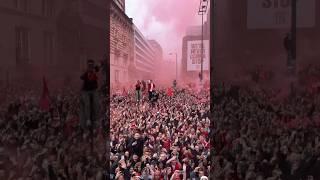 1.5million attended LFC Parade,the largest in England'history!The previous record was 850,000 in2019