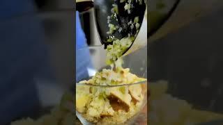 I stopped scamming long enough to make cornbread dressing. Recipe on the blog. DariusCooks dot TV!