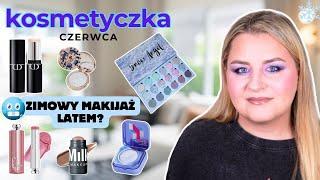 Kosmetyczka CZERWCA I Pojedynek niebieskich rozświetlaczy Kaleidos vs Flower Knows