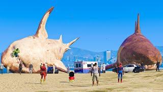 BIGGEST MEGALODON SHARK ATTACK IN LOS SANTOS | Shin Chan & Franklin & Avengers Trying to Escape GTAV