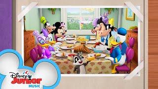 Happy Thanksgiving Helpers  | Music Video | Mickey Mouse Mixed-Up Adventures | @disneyjr