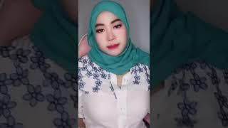 Bigo hot hijab bunda sange