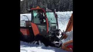 Bauhof Lech am Arlberg, Holder C270, Eisplatz Zug