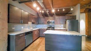 A spacious waterfront 1-bedroom at Streeterville's Lofts at River East