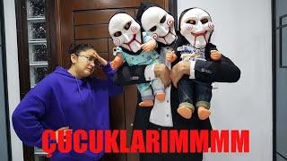 MASKELİ İKİZ ÇOCUKLARINI GETİRDİ  EVDE ÇOCUK KRİZİ YAŞANIYOR