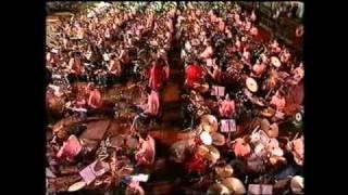 1000 drummers & The Golden Earring - Radar Love (5-9-1992_Rotterdam)