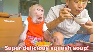 Bibi warmly enjoys gourd soup cooked with love by uncle Phong!
