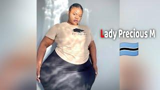 Meet Lady Precious M A Mind-blowing Th!¢k & Curvy Motswana Plus Size Fashion Model - Biography Wiki