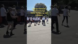 21.06.25 „The Last Shanty“ - kleine Vorführung von Linedance beim „Tag der Eintracht“ - Braunschweig