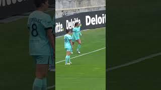 Kayla Sharples scores with a powerful header off a beautiful set piece from Izzy Rodriguez!