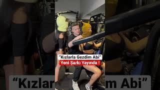 Yeni Şarkı Yayında ! Alex Yeni Efsane Şarkı Çıkıyor Ohaaa | Alex Kızlarla Çalışıyor #shorts