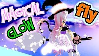 HOW TO GET The MAGICAL FLYING BROOM  ROYALE HIGH HALLOWEEN  FREE INFINITE COLORS GLOWING SKIRTS!