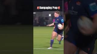 A prop on the loose in Edinburgh 