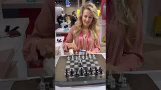 Phantom chess board plays by itself!