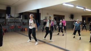 Zumba Gold - warm up 2 - Esto Se Baila - Lester y Robe - Zumba à Liègee