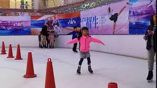 Audrey Yung like Ice skating - I am Audrey