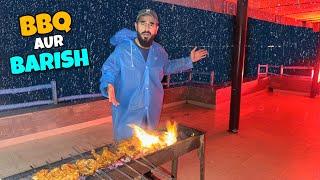 Barish mein adventure karne nikal gae  BBQ ke waqt hamla hogaya 