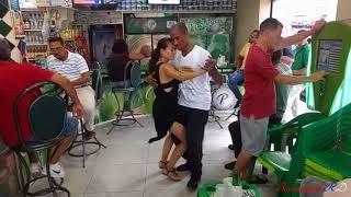 Rodolfo M. & Liza Yelyaive, Bachata Dominican Style (Authentic Bachata), Dancing Colmadon RD, 2017.