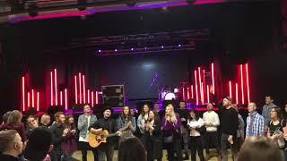 Великая Благодать Хиллсонг Москва Hillsong Good Grace (Молитва Волонтеров перед собранием)