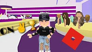 JUST PLAYING A GAME OF FASHION FAMOUS (roblox mobile) 