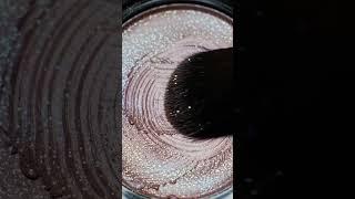 This glitter eyeshadow is so satisfying 