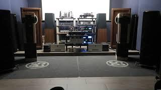 Magico Q3 @ McIntosh MC302 @ Mcintosh C52 @Antonio Forcione & Sabina Sciubba@ SoundProLab