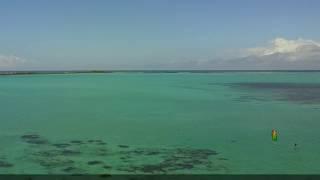 Kitefoil devant le Babaomby Island Lodge avec Pierre-Jo Durand !