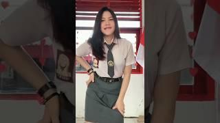 cewek SMA cantik joget asik #shorts